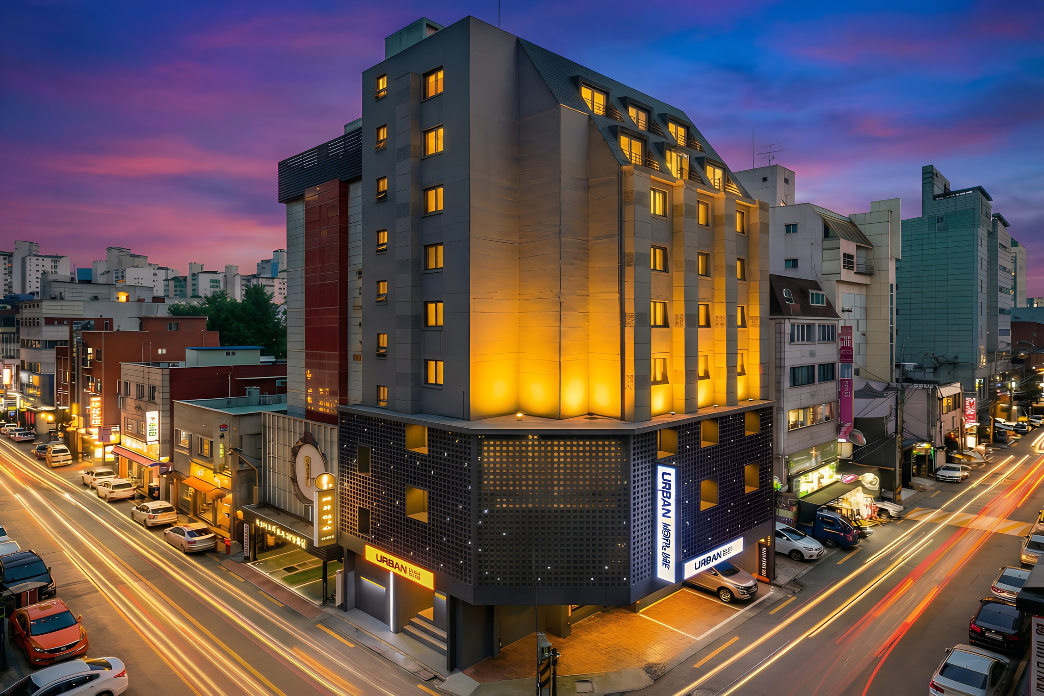 URBAN HOTEL PLAY 신촌직영점 외관